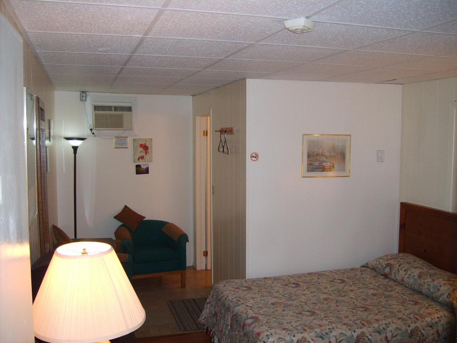 Capricorn Motel Royale 1000 Islands Lansdowne Eksteriør bilde
