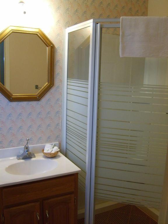 Capricorn Motel Royale 1000 Islands Lansdowne Eksteriør bilde